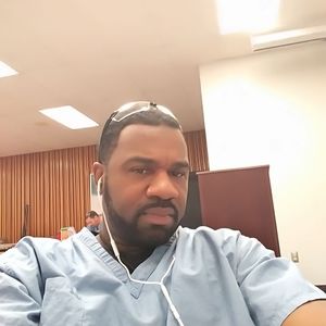 Meet your Posher, Marquez